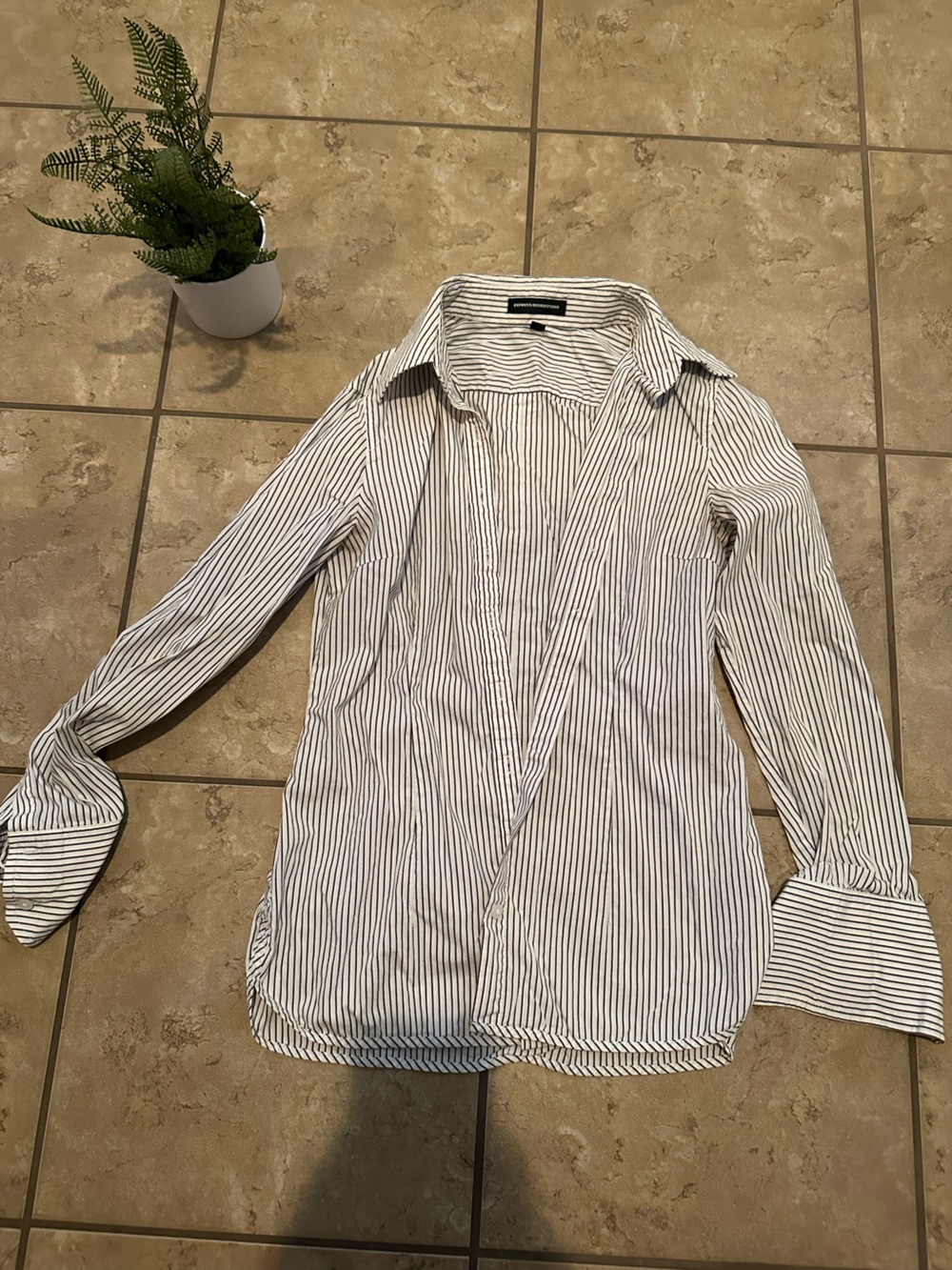 BROWN STRIPED COLLARED BUTTON DOWN